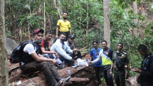 Penemuan Mayat, Polisi Lakukan Olah TKP