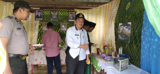 Kades Putik Bangun Pasar Malam