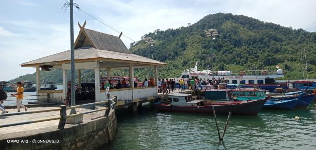 MV Cinta Indomas Kembali Sandar Di Pelabuhan Padang Melang