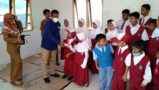 Cegah Perdagangan Anak, Miliki KIA