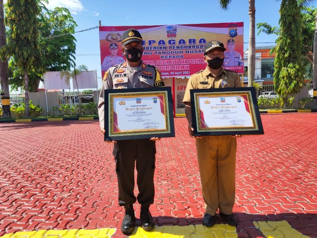 Kecamatan Moro Terima Penghargaan Bebas Covid-19