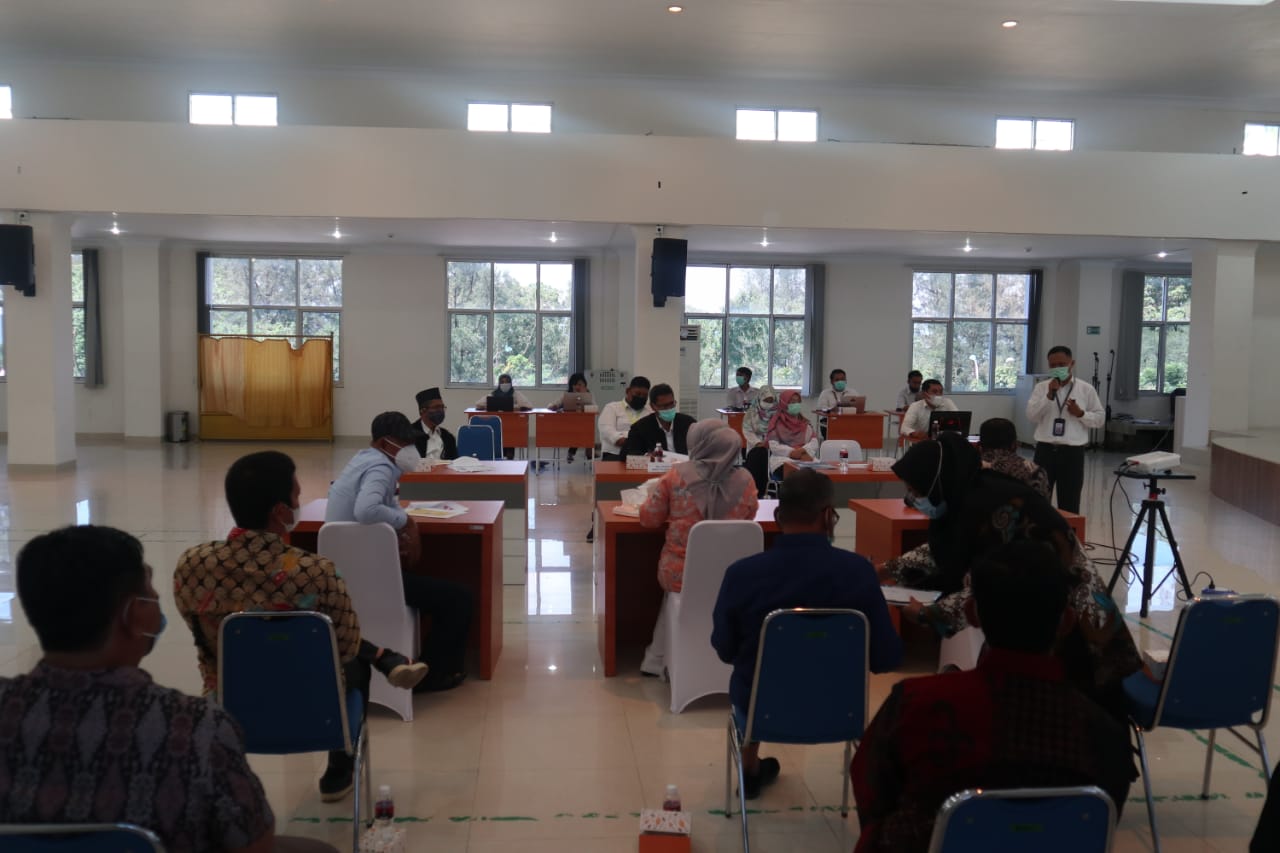 BPKP Kepri sedang memberi pemaparan BPKP Kepri sedang memberi pemaparan