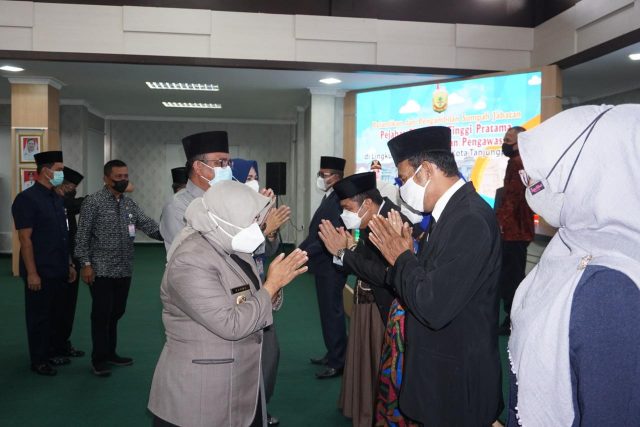 Rahma, Lantik Empat Pejabat Dilingkungan Pemko Tanjupinang