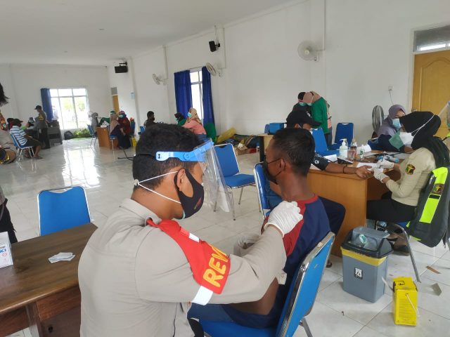Pulau Mantang Objek Polisi Gelar Nasi Kapau