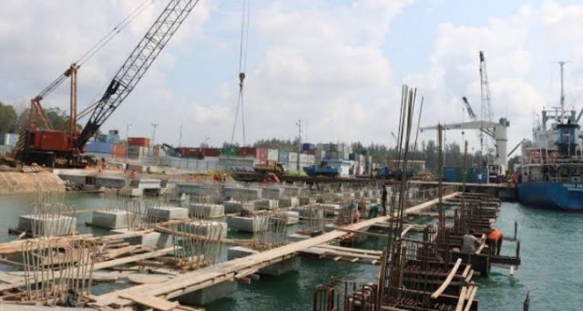 Pemda Tutup Pelabuhan Kijang, Aktivitas Ekonomi Lumpuh