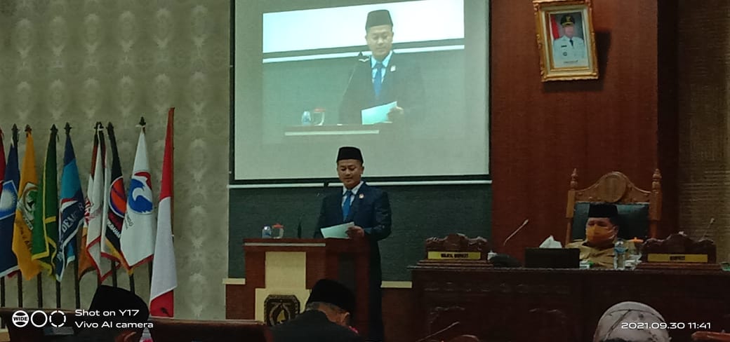 Wakil Ketua II DPRD KKA, Firdiansyah saat pidato