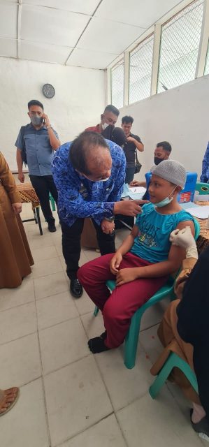 Wakil Bupati Tinjau Vaksinasi Anak Di Pulau Rakyat Dan Aek Songsongan