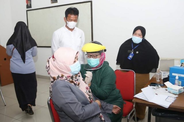 Masyarakat Mulai Lakukan Vaksin Booster