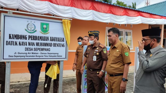 Bupati Apresiasi Kajari Natuna Dengan Launching Kambong Perdamaian Adhyaksa