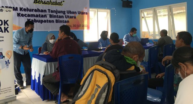 Warga Tanjunguban Antusias Konsultasi Dan Lapor SPT Tahunan Di Pojok Pajak