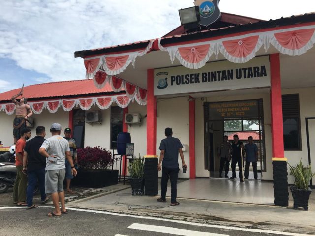 Forum RT RW Adukan Perusakan Patok Lahan TPU Ke Polsek Bintan Utara