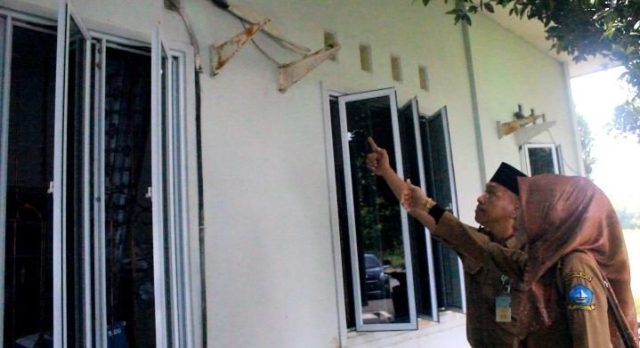 Maling Di Bintan Makin Ganas, 6 Unit Perangkat Outdoor AC Kantor Lurah Digasak