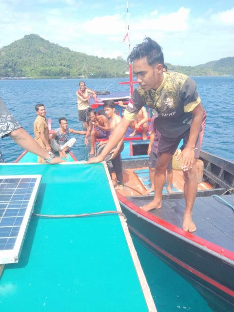 Hampir Melayang Nyawa, Kapal Nelayan Tenggelam di Hantam Gelombang