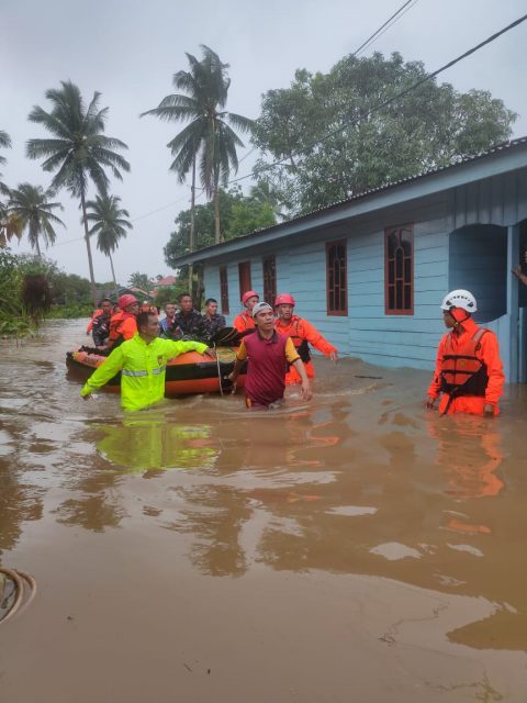 Diperkirakan jumlah warga terdampak banjir terus bertambah Ke sejumlah Wilayah