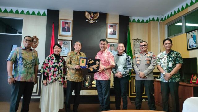 Bupati Terima Kunjungan Kerja Konjen Jepang Medan Takonai Susumu