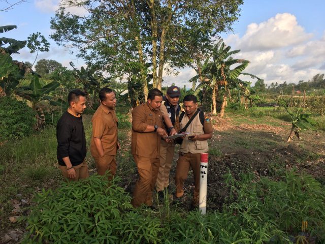 Tim Pemakaman Ngeluh, Ada Oknum Aparat “Bermain” Lahan Hutan Lindung Di TPU Tanjunguban