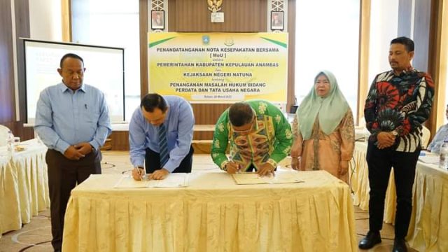 Pemkab Anambas Teken MoU Dengan Kejari Natuna, Ini Tujuannya