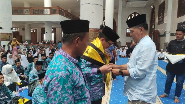 Pemkab Memberangkatkan Sebanyak 100 CJH Menuju Mekah