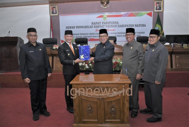 Usai Tingkat Pansus, Seluruh Fraksi Menerima dan Menyetujui 5 Ranperda Menjadi Perda