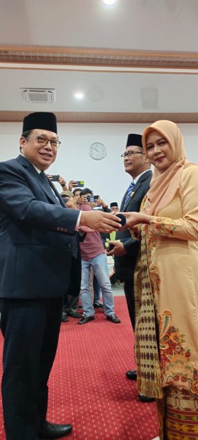Proses PAW Dua Anggota DPRD Natuna Dipimpin Langsung Oleh Ketua Daeng Amhar