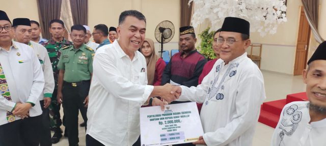 Umat Muslim Membayar Zakat Lebih Tepat Ke Baznas