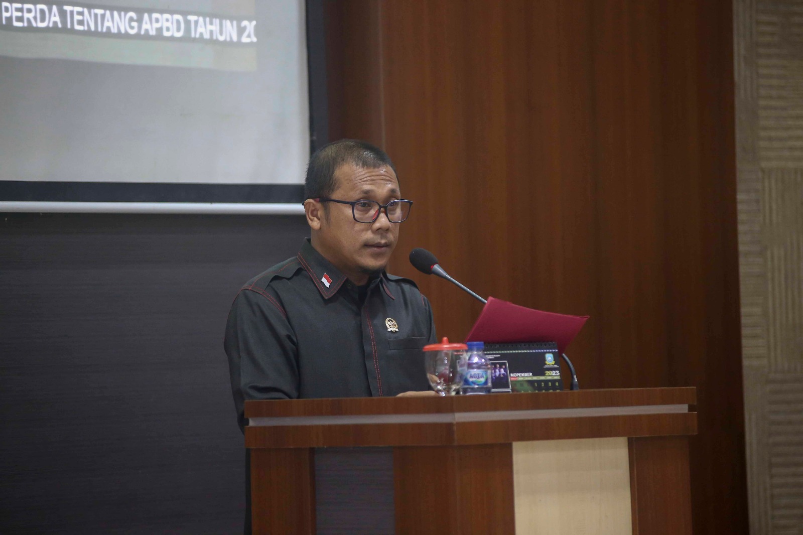Fraksi-fraksi DPRD Kabupaten Anambas Sampaikan Pandangan Terkait Ranperda APBD Tahun 2024 (5)