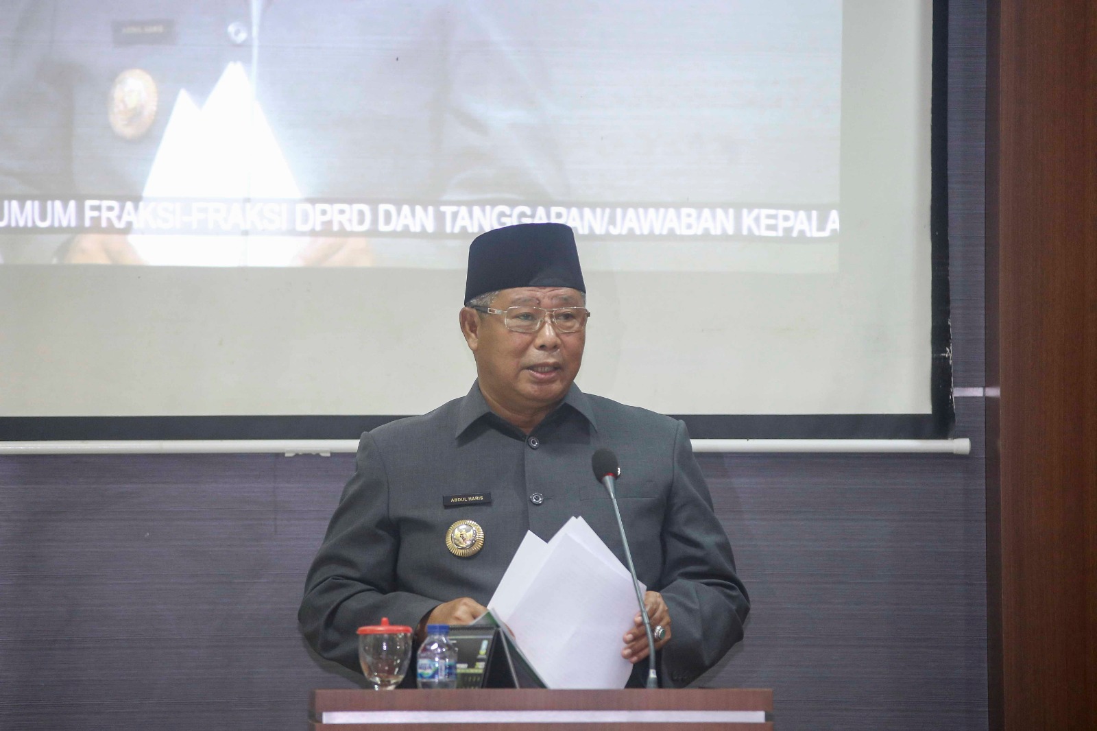 Fraksi-fraksi DPRD Kabupaten Anambas Sampaikan Pandangan Terkait Ranperda APBD Tahun 2024 (8)