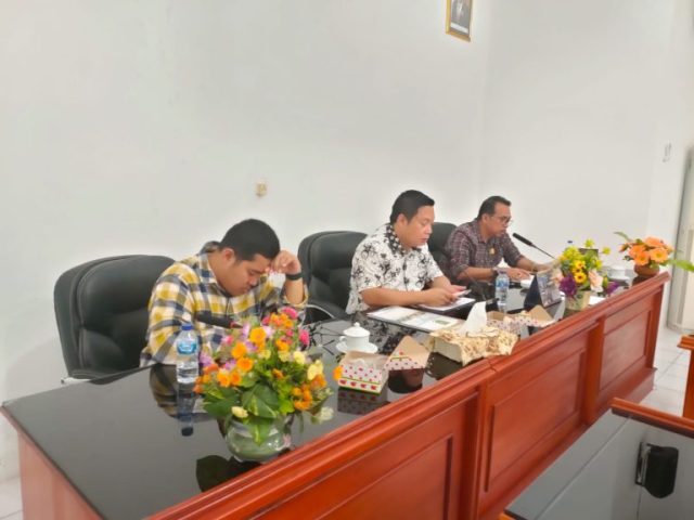Tim Banggar DPRD Bahas APBD Natuna 2024 Bersama Para OPD