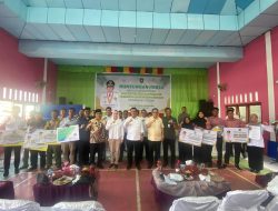 Gubernur Kepri Didampingi Anggota DPR RI Salurkan Bantuan Di Dua Kecamatan Terluar