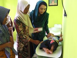 Sabine Ajak Orang Tua Pantau Tumbuh Kembang Anak Dengan Datang Ke Posyandu