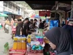 Warga Anambas Serbu Takjil, Kue Kering Jadi Idola