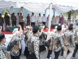 Bupati Asahan Melepas Parade Kafilah MTQ ke-56 Tingkat Kabupaten Asahan