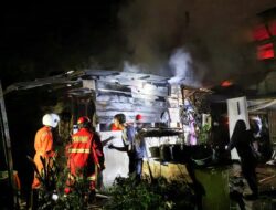 Ruko Bekas Room Karaoke terbakar Diduga Akibat Konslet Listrik
