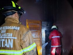 Kafe Di Eks Lokalisasi Bukit Senyum Terbakar