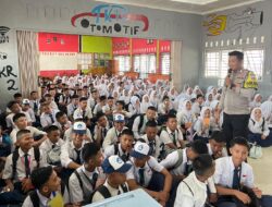 Polsek Binut Bekali Peserta MPLS SMKN 1 Soal Bahaya Game & Judi Online Hingga Narkoba