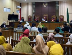 Tujuh Terdakwa Kasus Korupsi Mangrove Divonis Masing-Masing 1 Tahun Penjara, Keluarga Dan Penasehat Hukum Kecewa