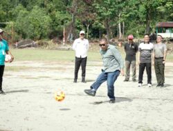 Rocky Marciano Bawole Buka Turnamen Sepak Bola Kompi Cup I Kecamatan Meral Barat