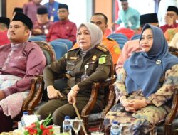 Kenakan Pakaian Melayu, Bupati Bengkalis dan Jajaran Dengarkan Pidato Kenegaraan Presiden Prabowo