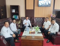 Jaga Sinergi Demi Pembangunan Merata, Raja Bayu Minta Lurah Tarempa dan Kades Aktif Penuhi Aspirasi Warga