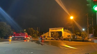 Tumpahan Semen Readymix Di Depan TMP Dwi Kora Tanjunguban, Sejumlah Pengendara Roda Dua Nyaris Terjatuh
