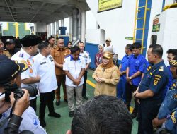 Pantau RoRo Air Putih, Bupati Kasmarni Pastikan E-Tiketing Rampung Sebelum Lebaran 2026