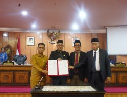 DPRD dan Pemkab Karimun Sahkan Perda Layak Anak untuk Perlindungan Hukum Generasi Muda