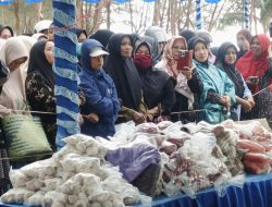 Pangan Murah Polres bersama Pemda Di serbu Warga Kota Ranai