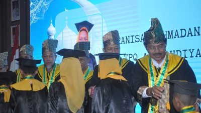 Hadiri Wisuda 340 Santri TPQ Kecamatan Meral, Nurdin Basirun Tegaskan Pembinaan Al-Qur’an Jadi Program Prioritas