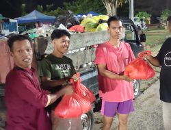 Insan Pers Natuna Kembali Berbagi Sembako Kepada Para Pekerja Angkut Sampah