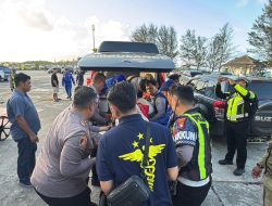 Ini Baru Nyata, Aksi Cepat Kapolres Natuna Bantu Evakuasi Ibu Pasca Operasi Caesar