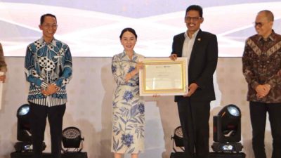Ketua DPRD Batam Raih Penghargaan Investasi 2026 dari BP Batam