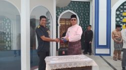 Gandeng CSR Medco E&P, Bupati Aneng Serahkan Mobil Operasional Sampah ke Tarempa Barat