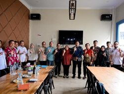 Bahas Isu Abrasi Pesisir, Bupati Kasmarni Terima Audiensi BEM Universitas Riau di Duri