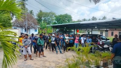 Nelayan Berakit Aksi Damai, Tuntut Kesepakatan Mediasi Sah Karena Pelaku Ngaku Bersalah